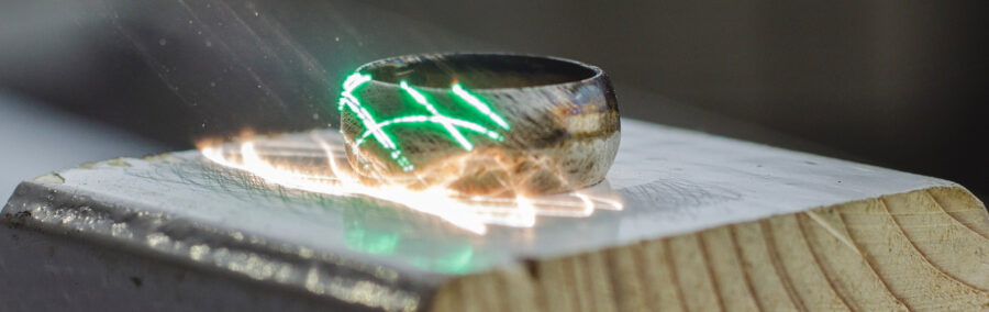 Edelmetallring reinigen mit Laserlicht
